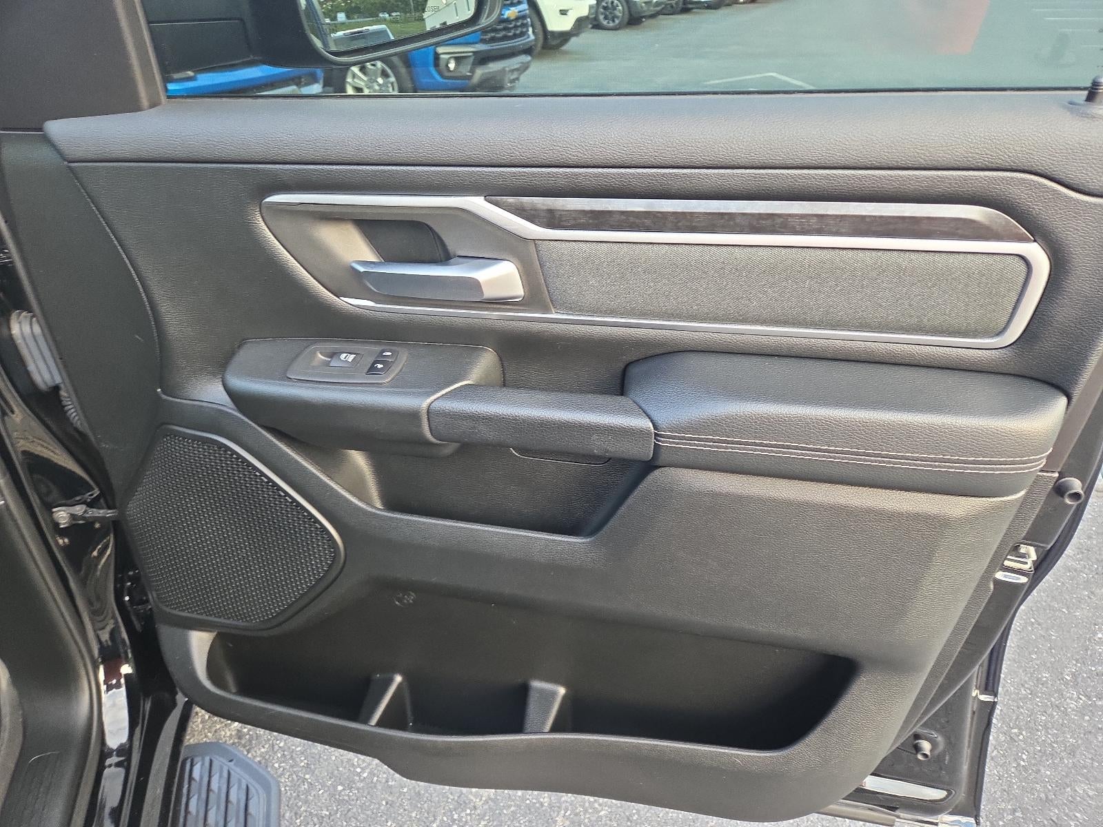 2021 RAM 1500 Big Horn 4x4 Crew Cab 5'7" Box