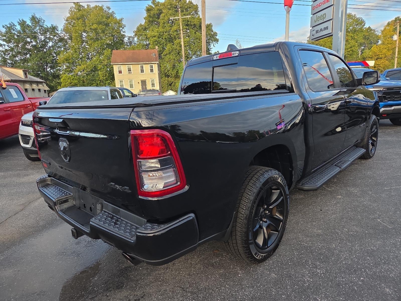 2021 RAM 1500 Big Horn 4x4 Crew Cab 5'7" Box