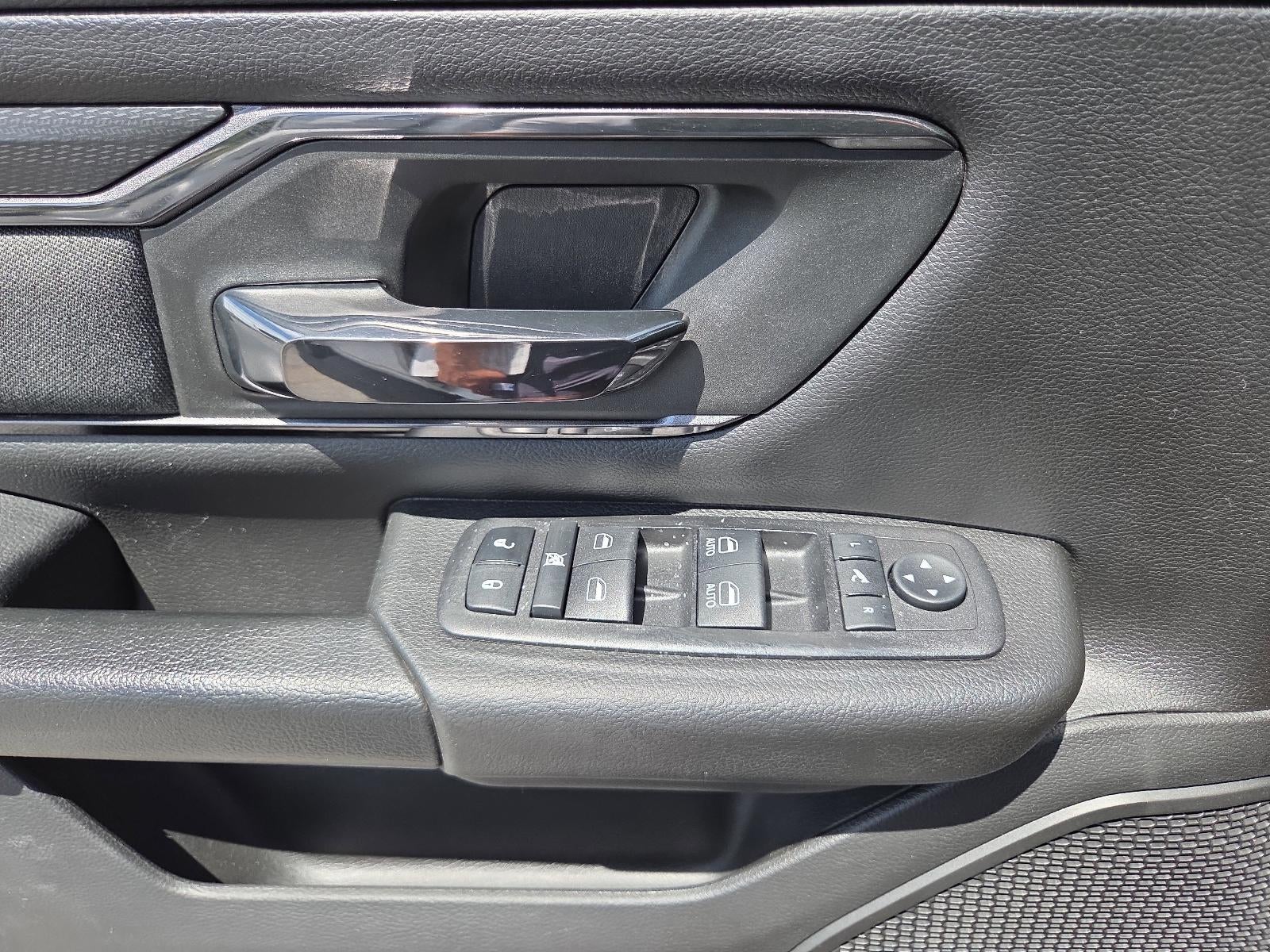2023 RAM 1500 Big Horn 4x4 Crew Cab 5'7" Box