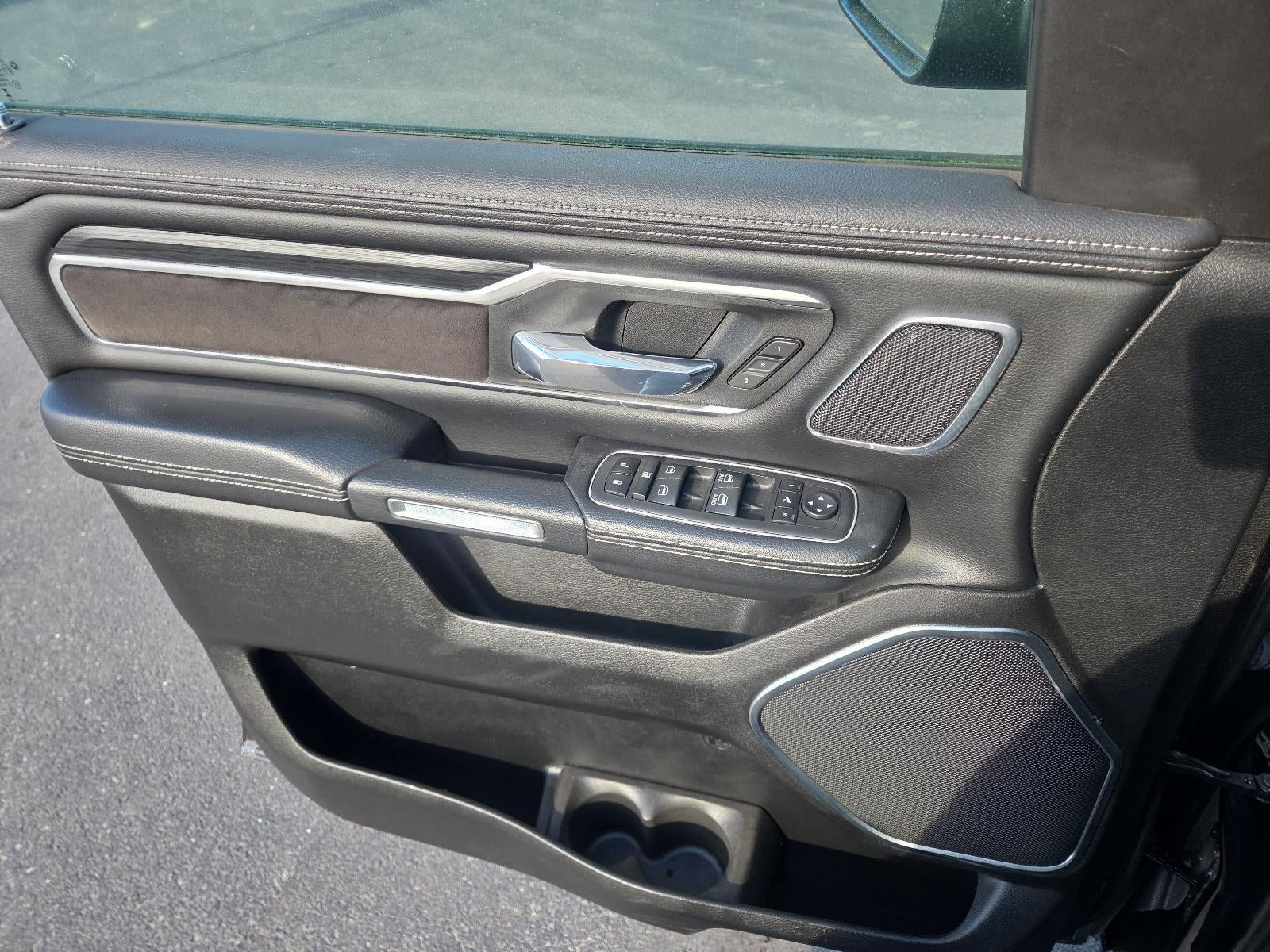 2023 RAM 1500 Laramie 4x4 Crew Cab 5'7" Box