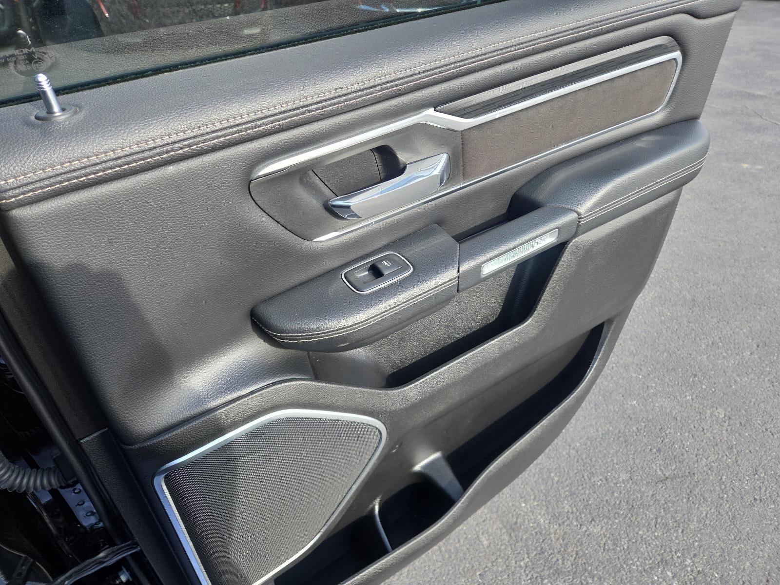 2023 RAM 1500 Laramie 4x4 Crew Cab 5'7" Box