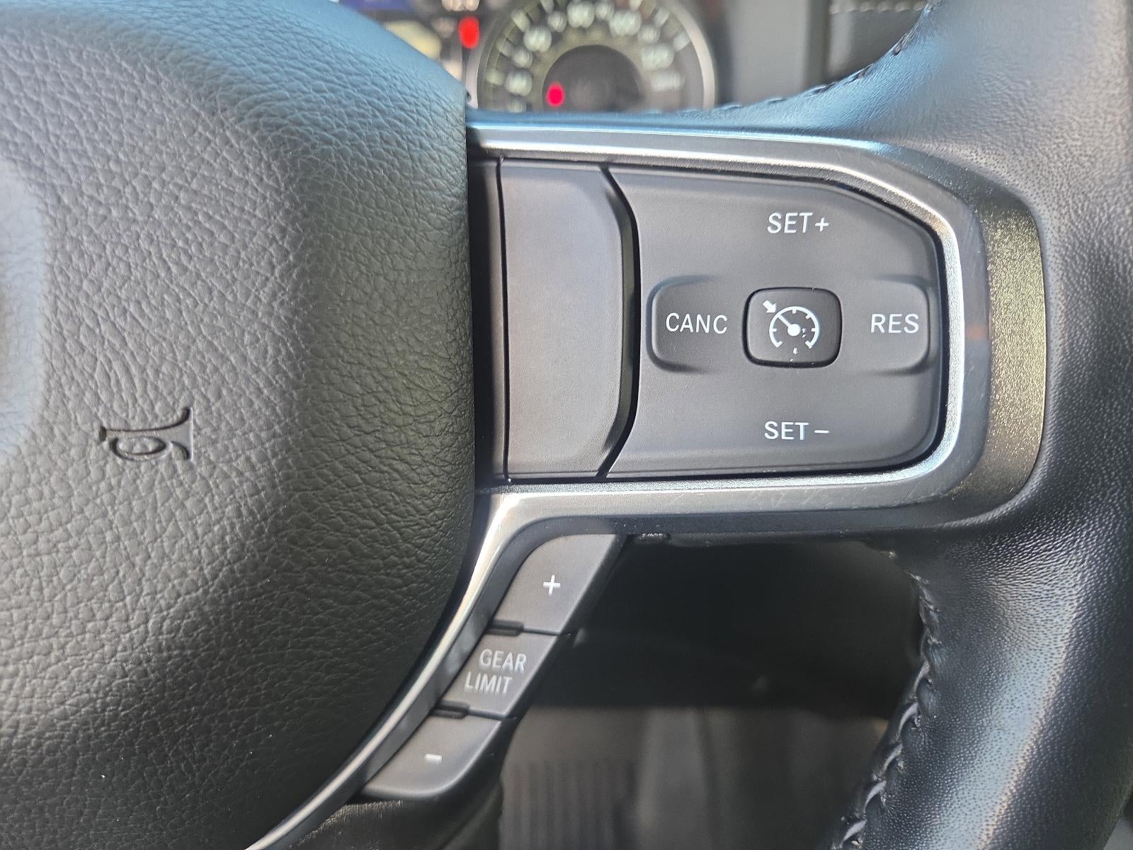 2023 RAM 1500 Laramie 4x4 Crew Cab 5'7" Box