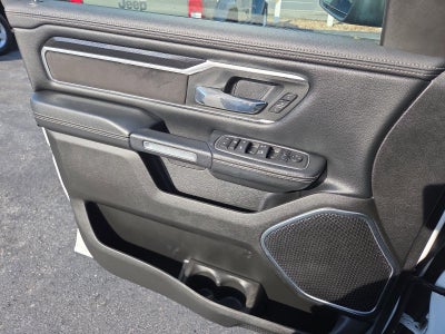 2022 RAM 1500 Laramie 4x4 Crew Cab 5'7" Box