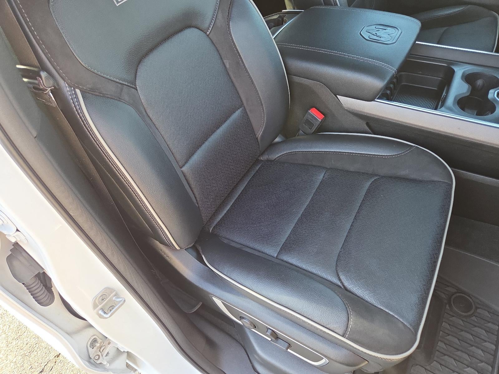 2022 RAM 1500 Laramie 4x4 Crew Cab 5'7" Box