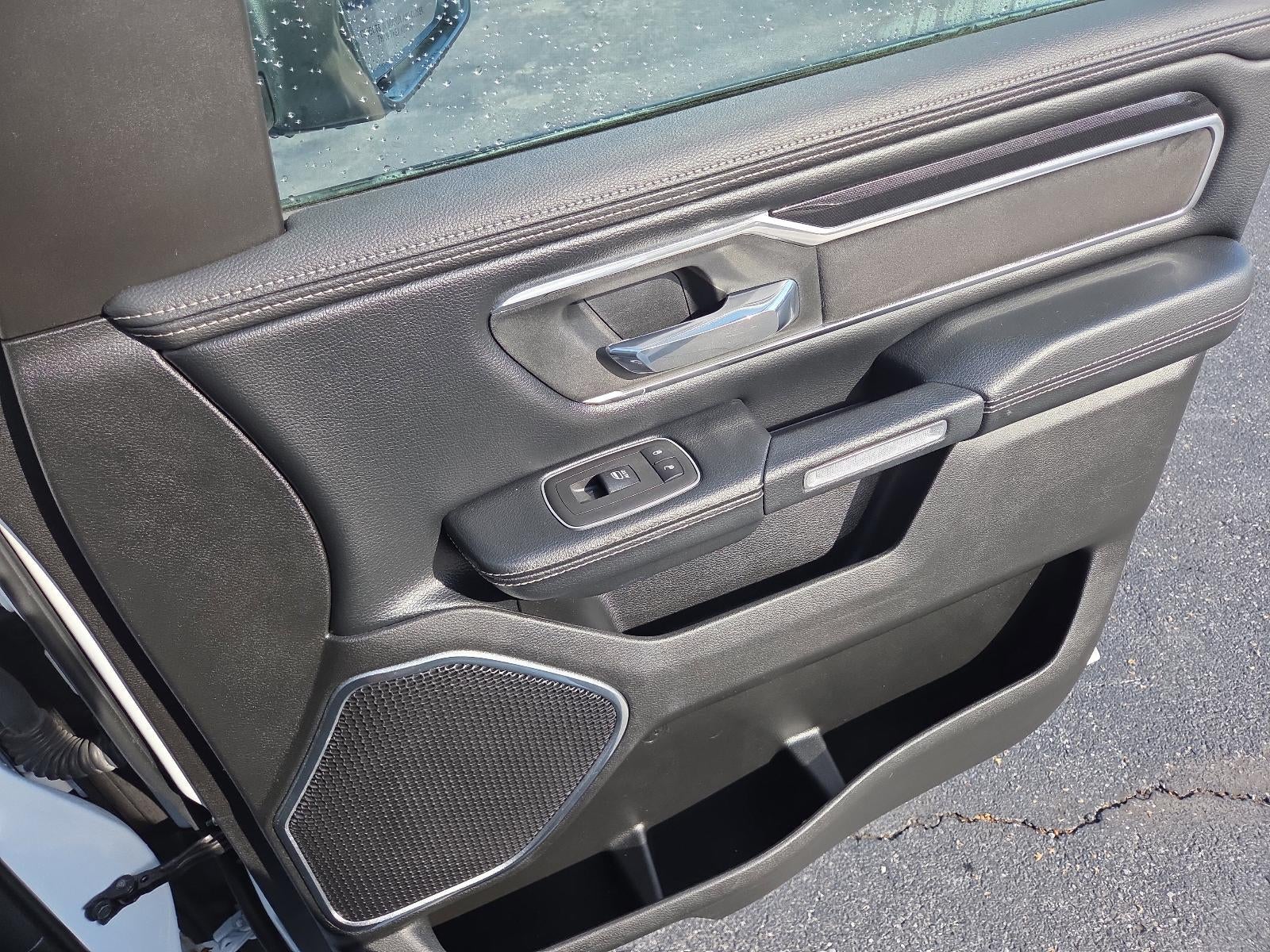 2022 RAM 1500 Laramie 4x4 Crew Cab 5'7" Box