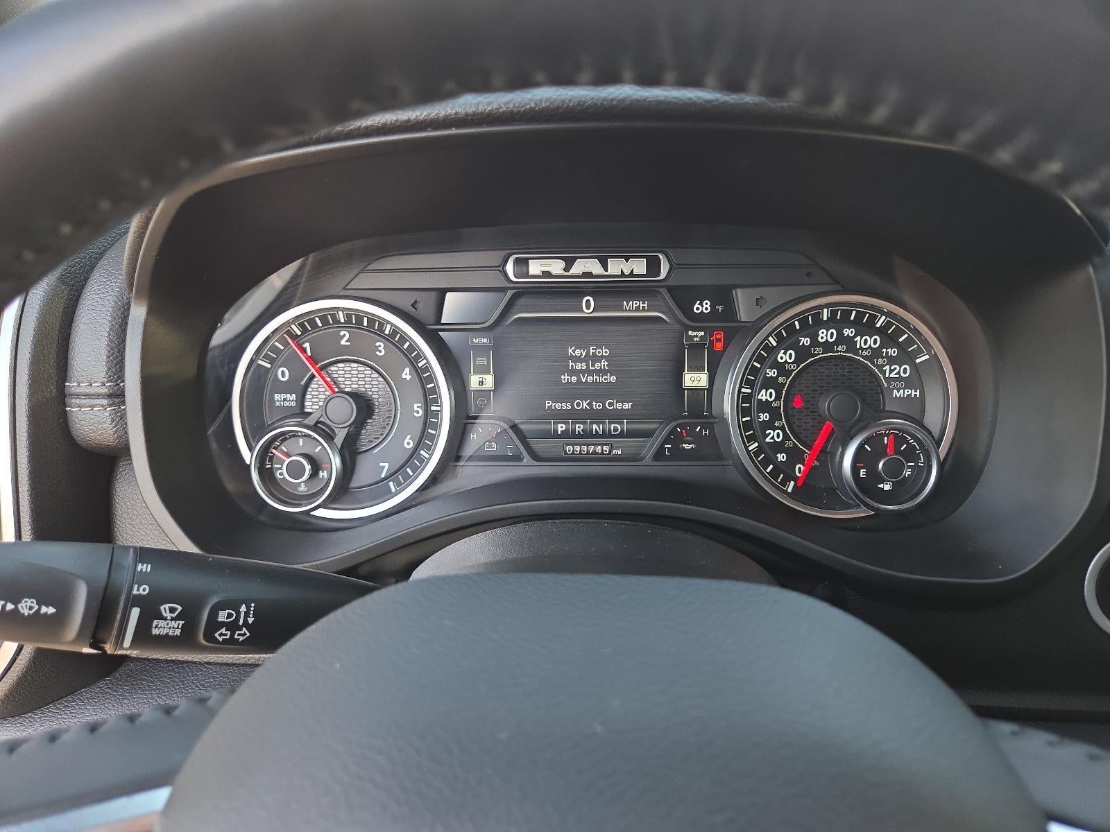 2022 RAM 1500 Laramie 4x4 Crew Cab 5'7" Box