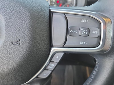 2022 RAM 1500 Laramie 4x4 Crew Cab 5'7" Box