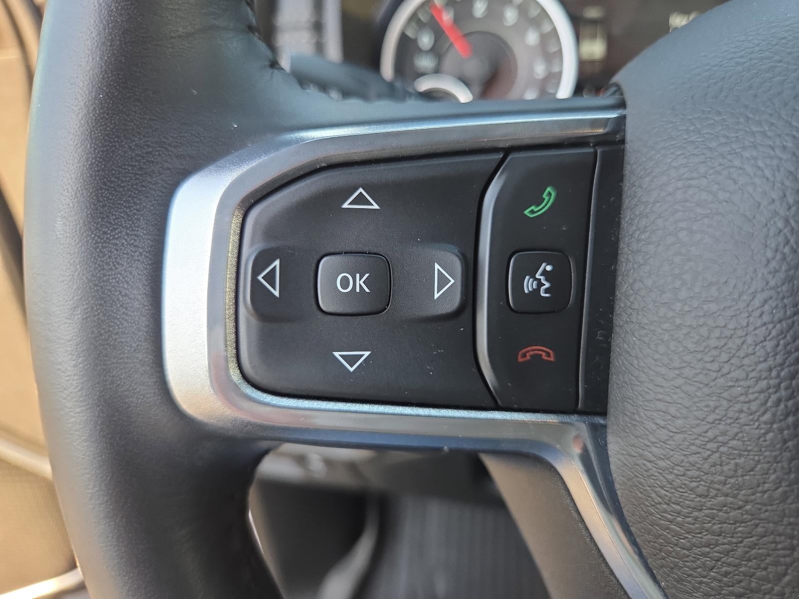 2022 RAM 1500 Laramie 4x4 Crew Cab 5'7" Box