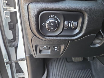 2022 RAM 1500 Laramie 4x4 Crew Cab 5'7" Box