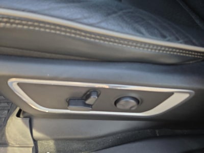 2022 RAM 1500 Laramie 4x4 Crew Cab 5'7" Box