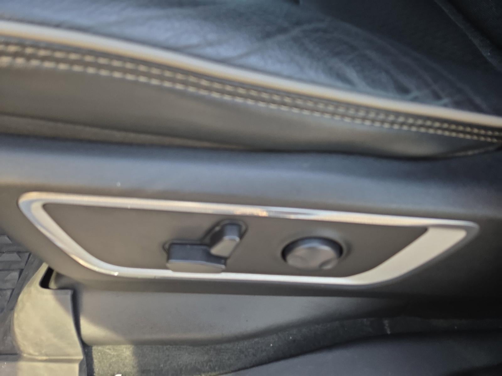 2022 RAM 1500 Laramie 4x4 Crew Cab 5'7" Box