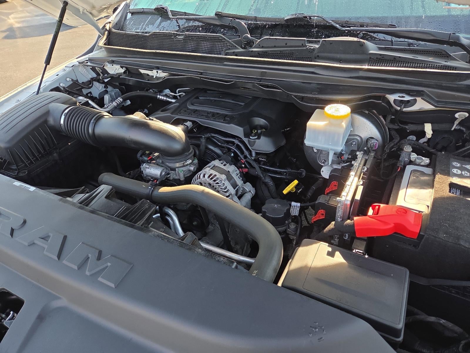 2022 RAM 1500 Laramie 4x4 Crew Cab 5'7" Box