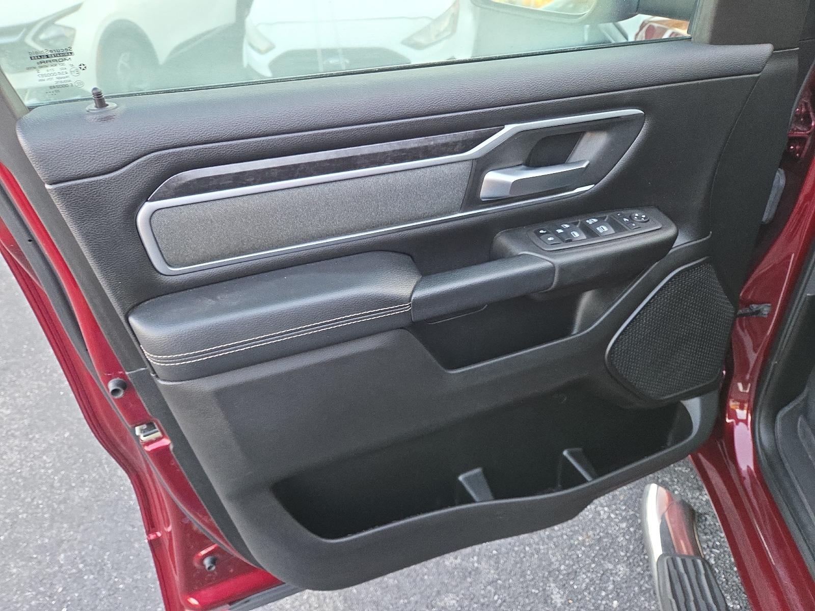 2022 RAM 1500 Big Horn 4x4 Crew Cab 6'4" Box