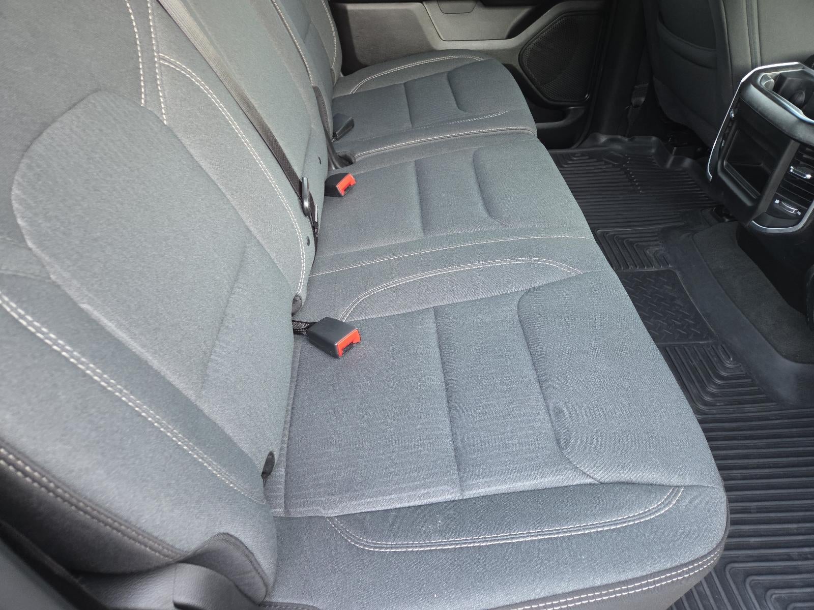 2022 RAM 1500 Big Horn 4x4 Crew Cab 6'4" Box