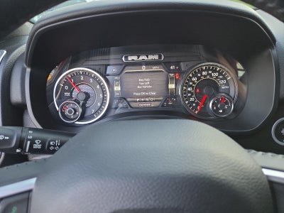 2022 RAM 1500 Big Horn 4x4 Crew Cab 6'4" Box