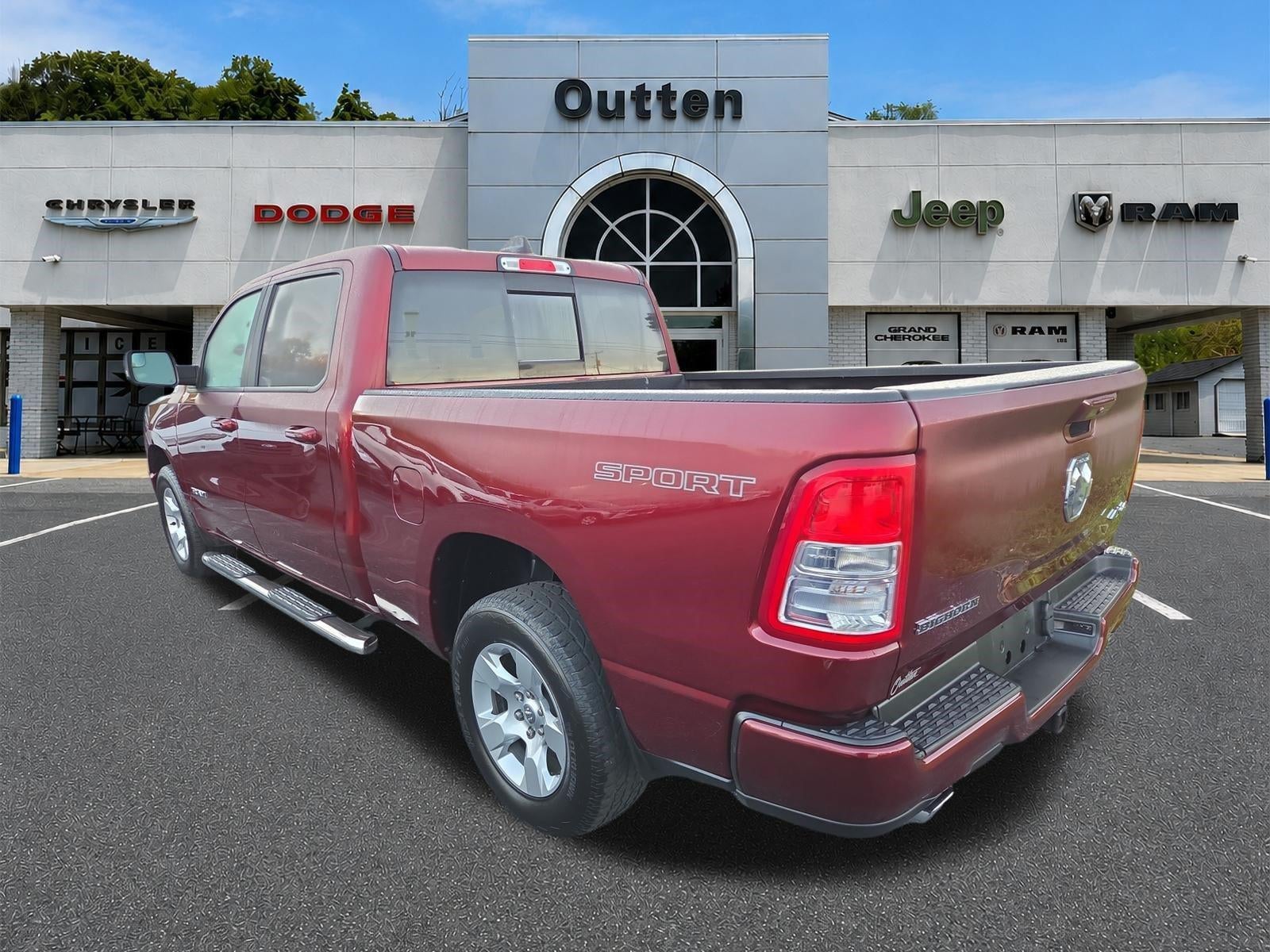 2022 RAM 1500 Big Horn 4x4 Crew Cab 6'4" Box