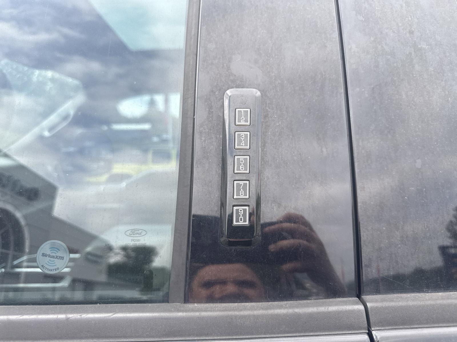 2017 Ford F-150 XL 4WD SuperCrew 5.5' Box