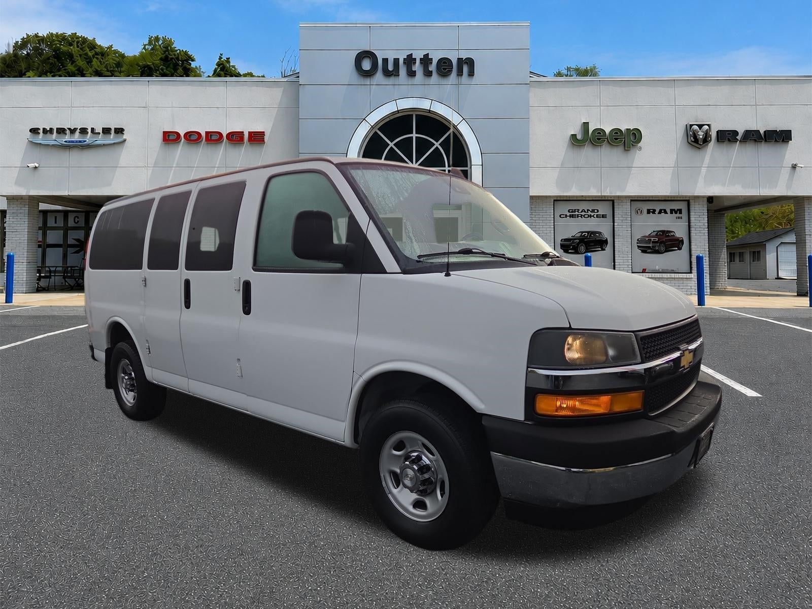 2020 Chevrolet Express Passenger