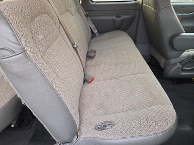 2020 Chevrolet Express Passenger 3500 Regular Wheelbase Rear-Wheel Drive 1LT