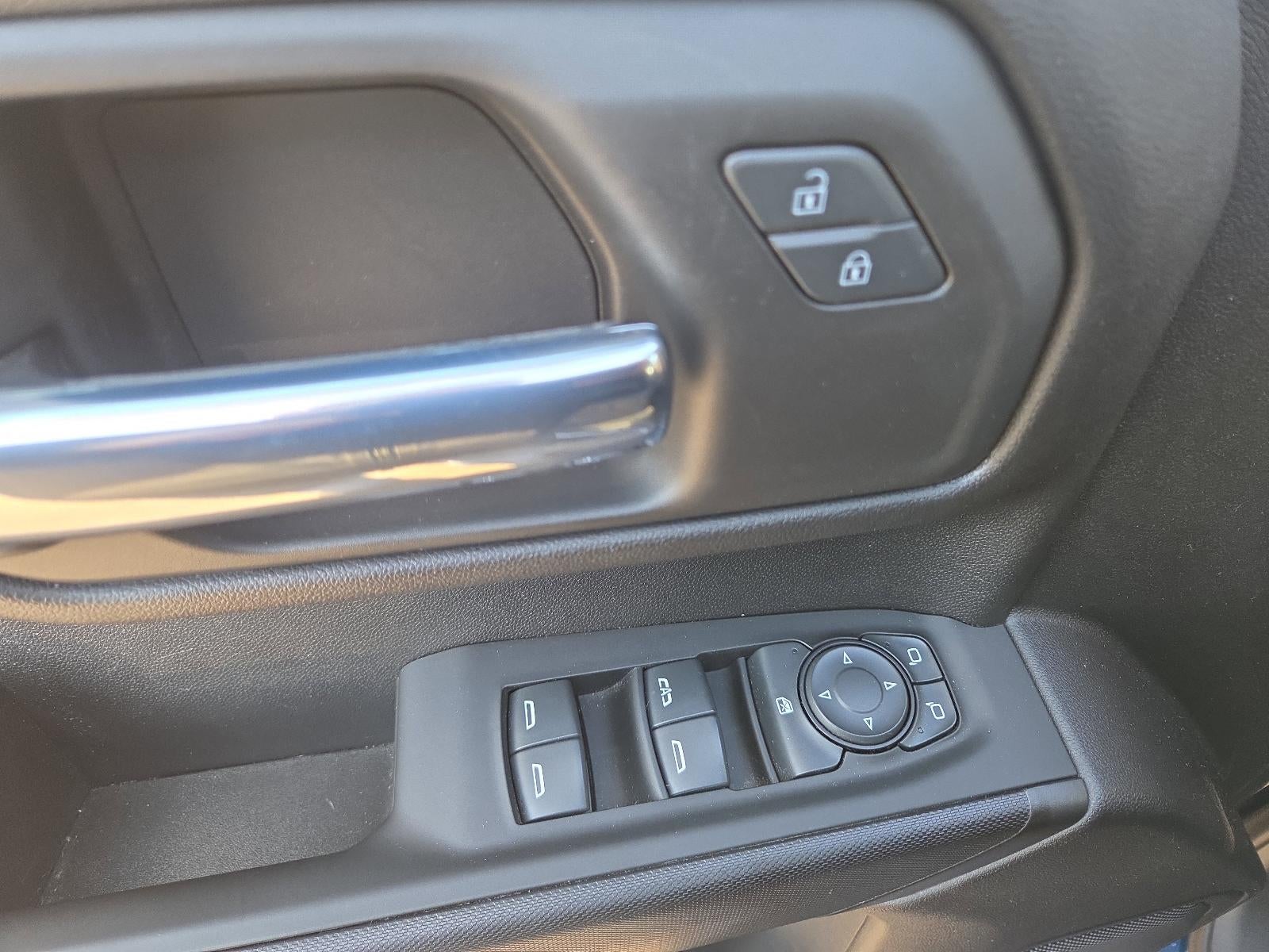 2022 Chevrolet Silverado 1500 LTD Crew Cab Short Box 4-Wheel Drive Custom