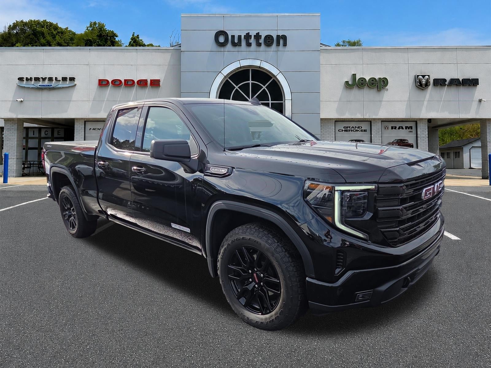 2026 GMC Sierra 1500 Elevation