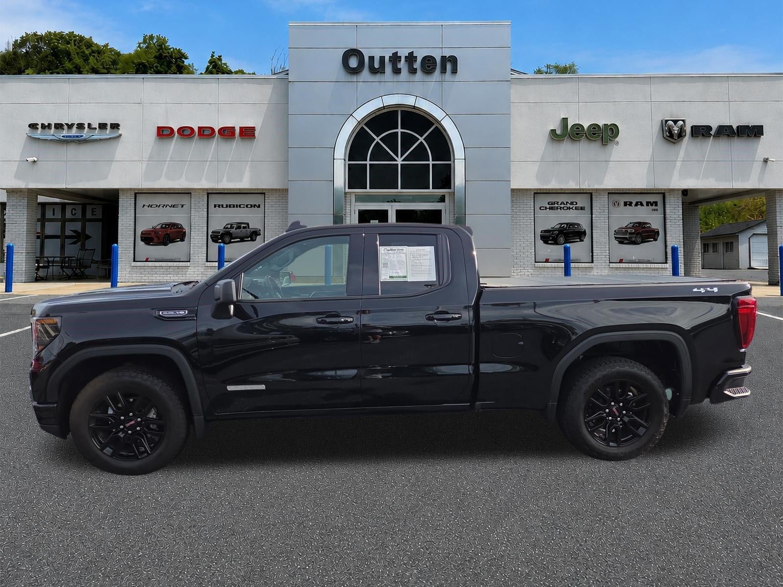 2026 GMC Sierra 1500 Double Cab Standard Box 4-Wheel Drive Elevation 3SB