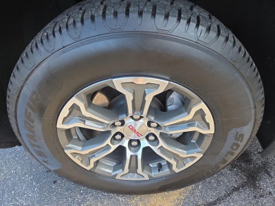 2025 GMC Sierra 1500 Crew Cab Short Box 4-Wheel Drive SLT