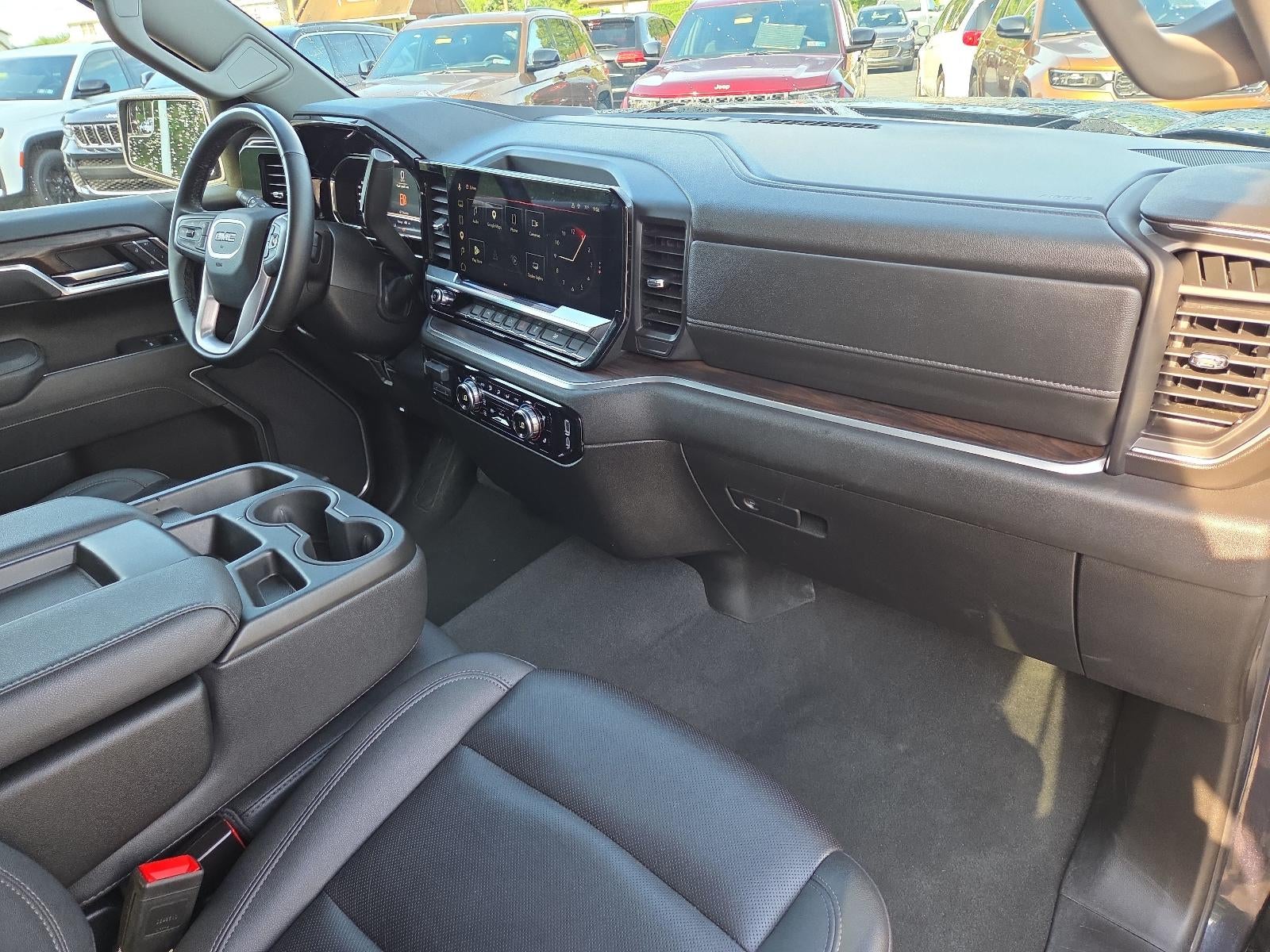 2025 GMC Sierra 1500 Crew Cab Short Box 4-Wheel Drive SLT