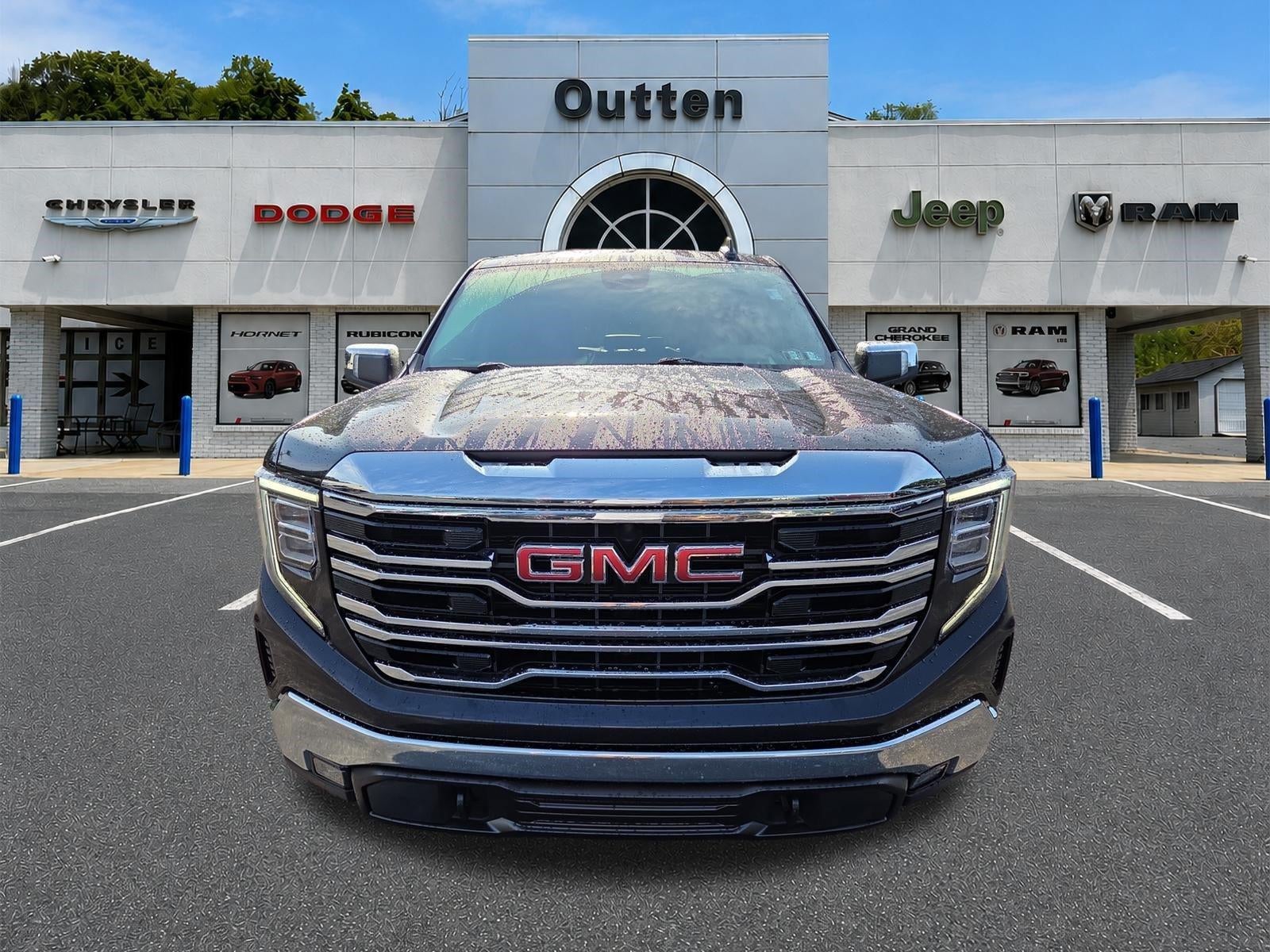 2025 GMC Sierra 1500 Crew Cab Short Box 4-Wheel Drive SLT
