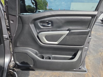 2018 Nissan Titan 4x4 Crew Cab SV