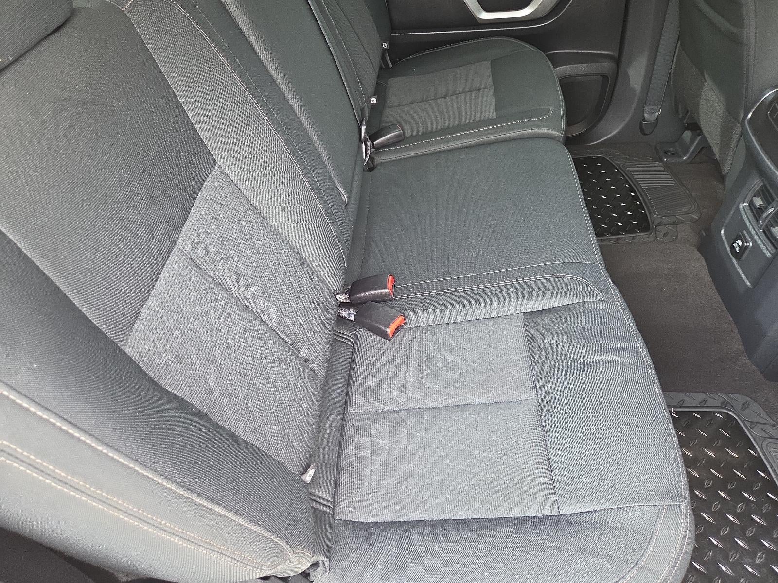 2018 Nissan Titan 4x4 Crew Cab SV