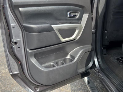 2018 Nissan Titan 4x4 Crew Cab SV