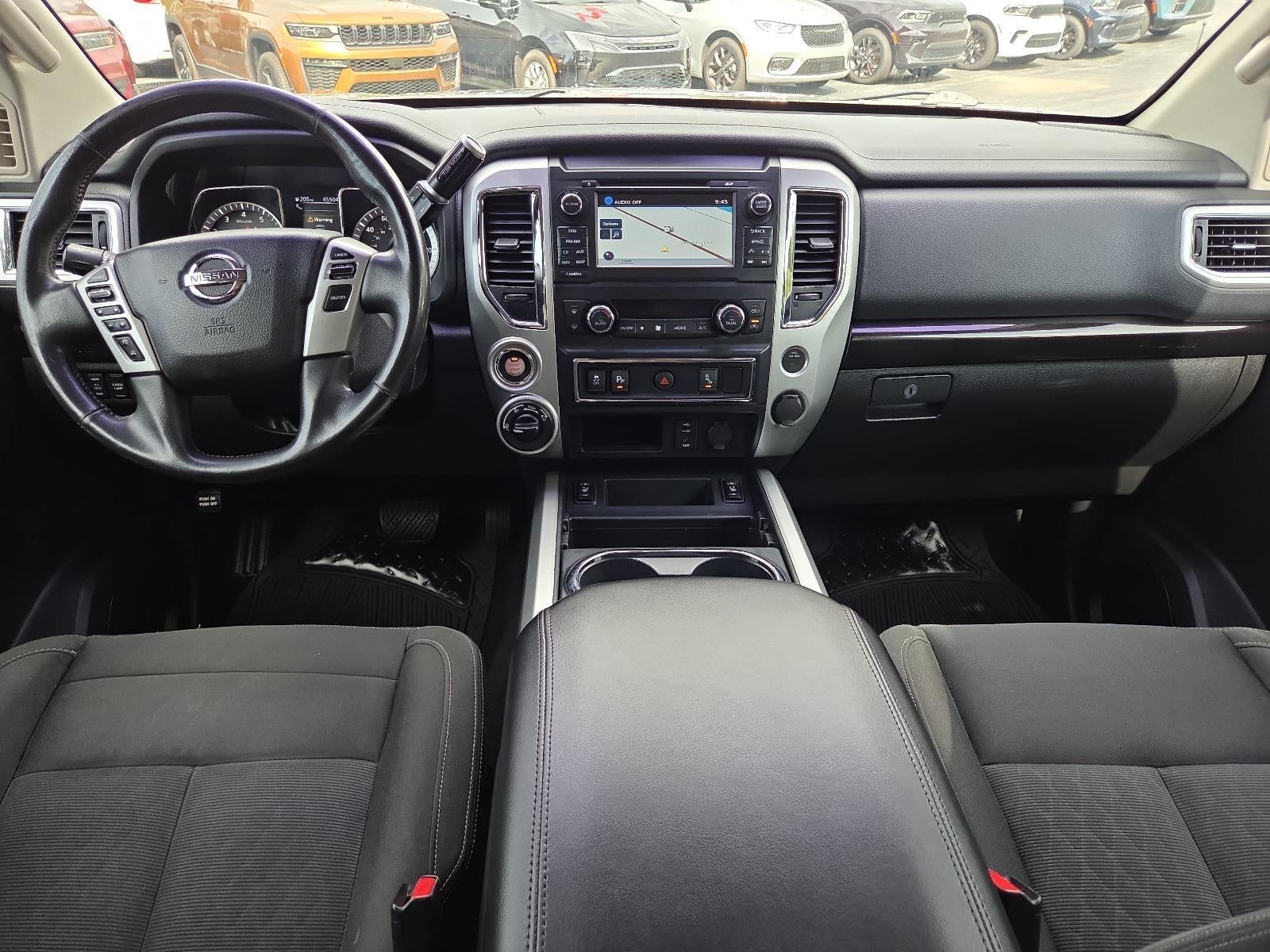 2018 Nissan Titan 4x4 Crew Cab SV