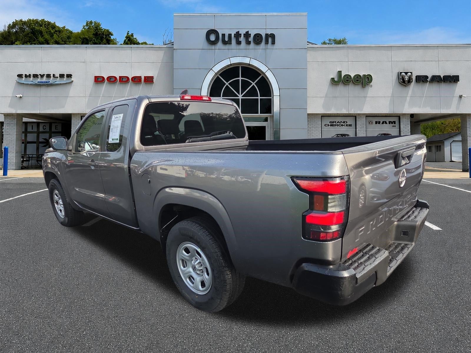 2022 Nissan Frontier King Cab 4x2 S Auto