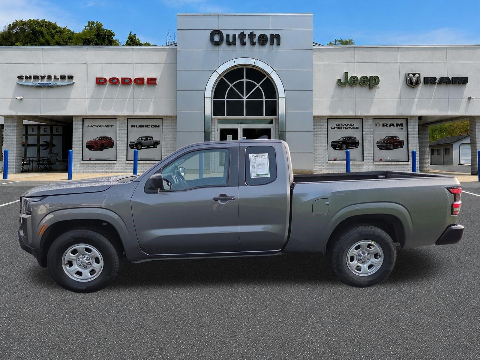 2022 Nissan Frontier King Cab 4x2 S Auto
