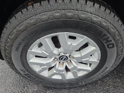 2022 Nissan Frontier Crew Cab 4x4 SV Auto