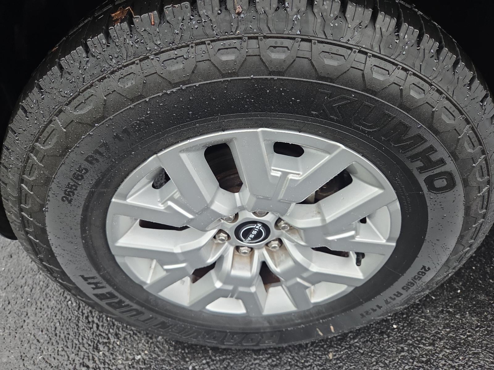 2022 Nissan Frontier Crew Cab 4x4 SV Auto