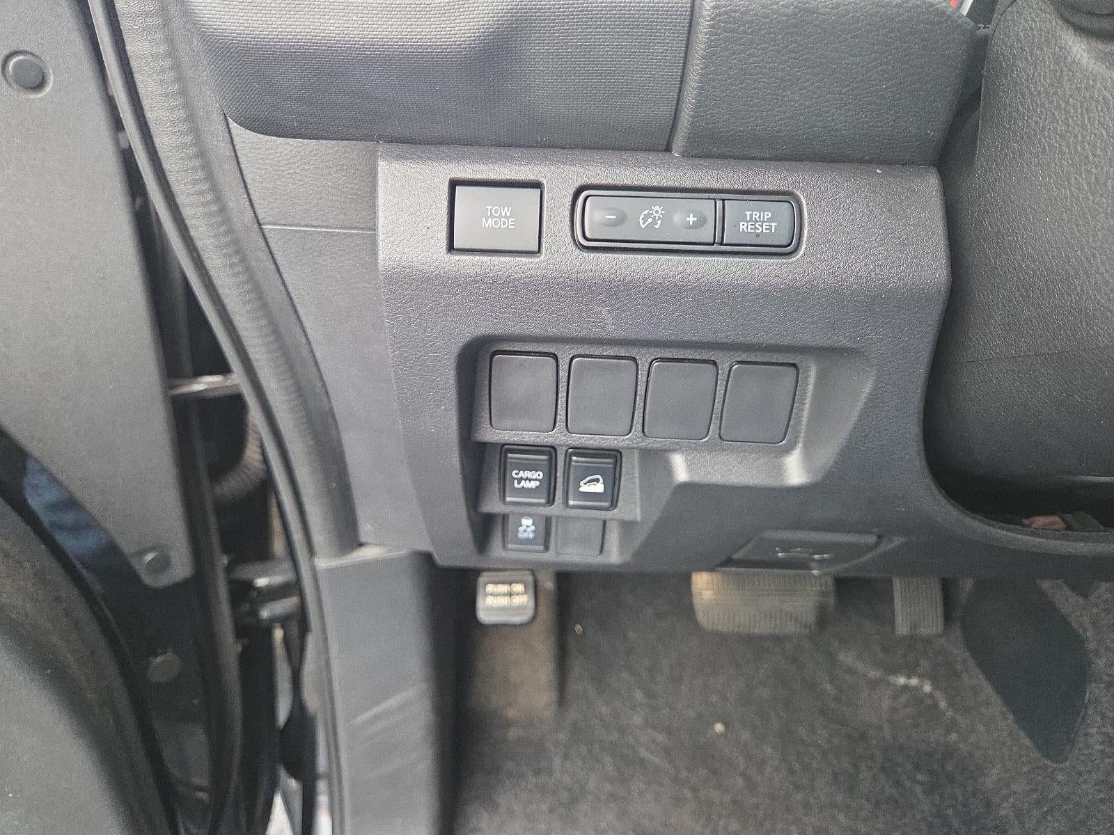 2022 Nissan Frontier Crew Cab 4x4 SV Auto