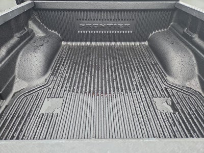 2022 Nissan Frontier Crew Cab 4x4 SV Auto