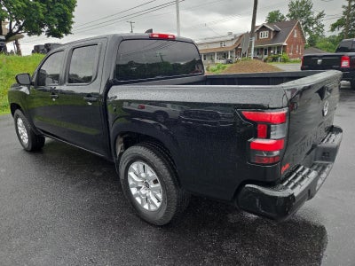 2022 Nissan Frontier Crew Cab 4x4 SV Auto