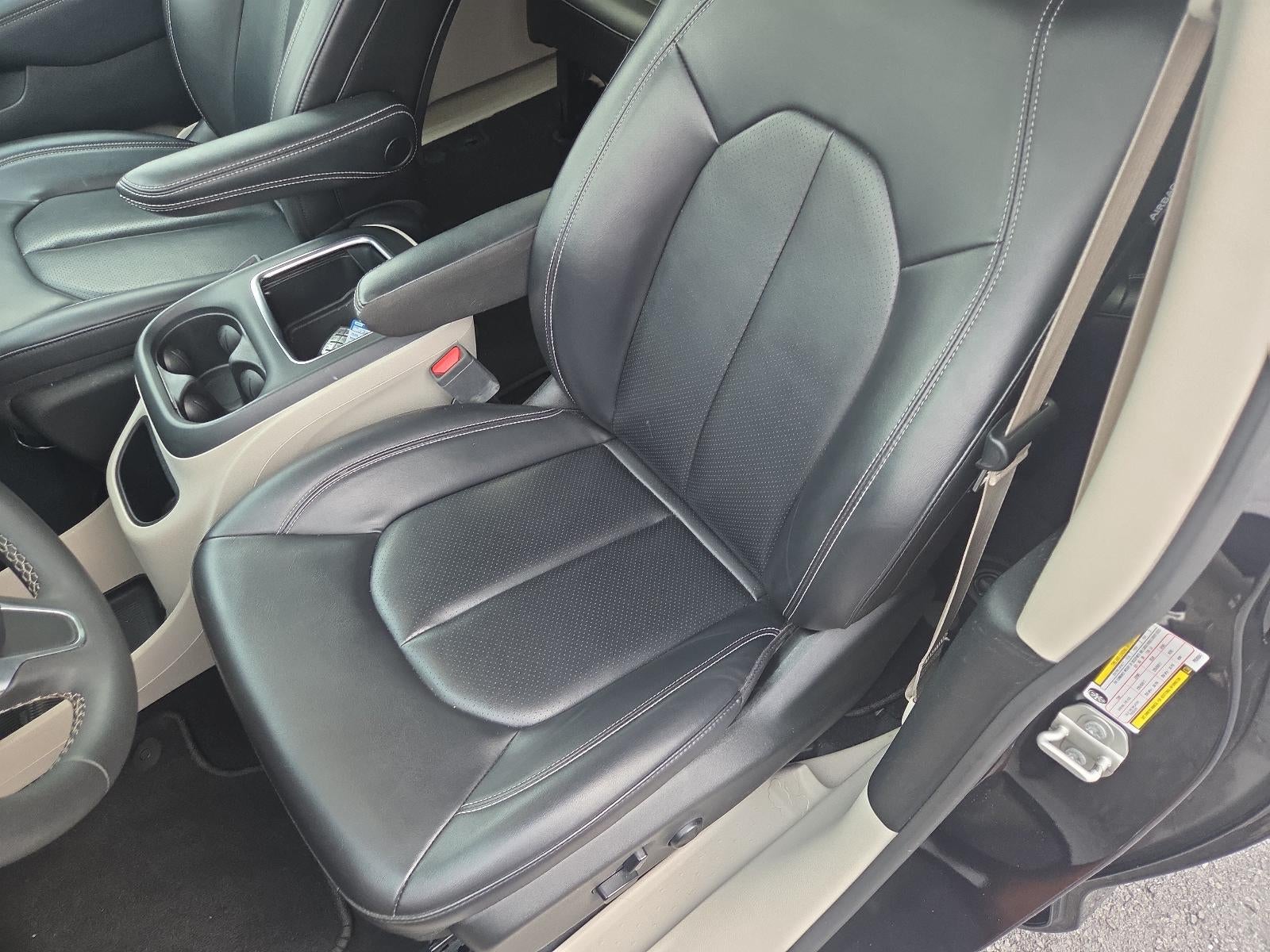 2023 Chrysler Pacifica Touring L FWD