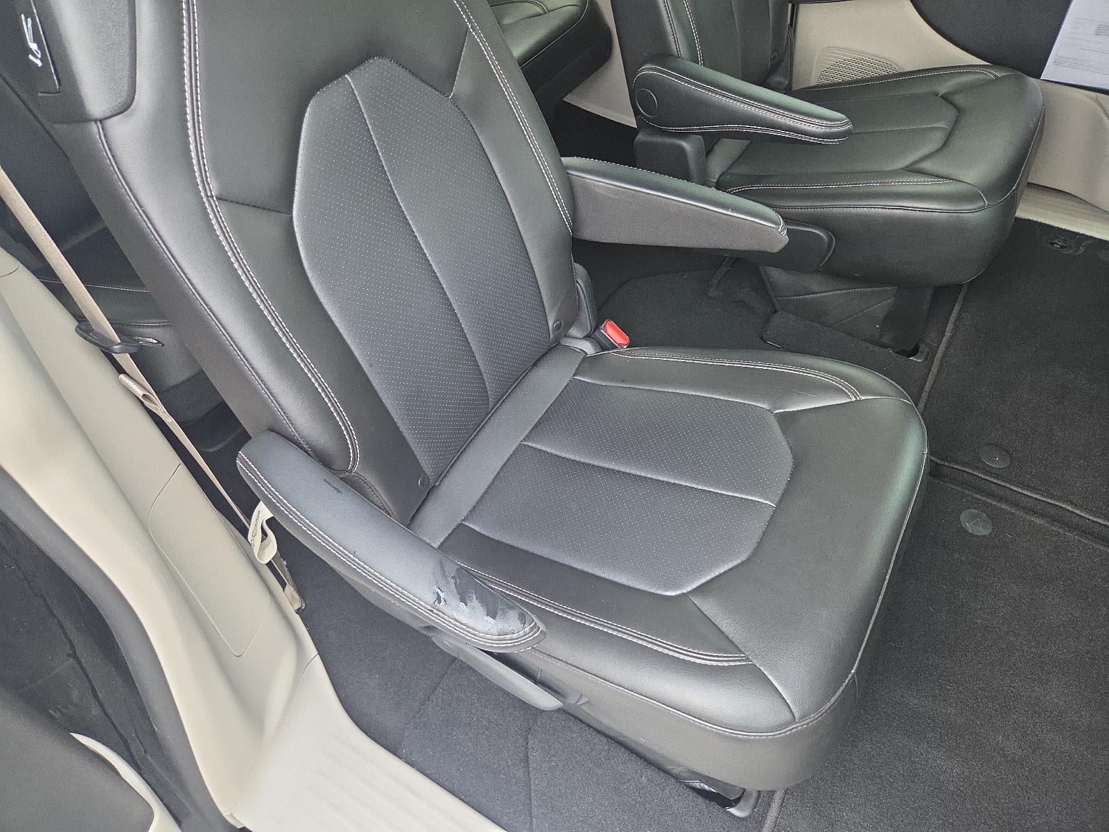 2023 Chrysler Pacifica Touring L FWD