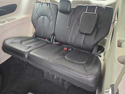 2023 Chrysler Pacifica Touring L FWD