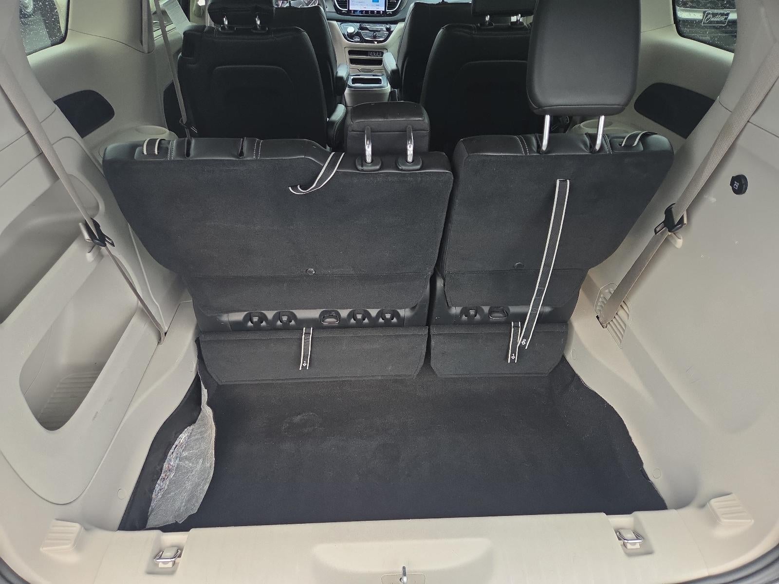 2023 Chrysler Pacifica Touring L FWD