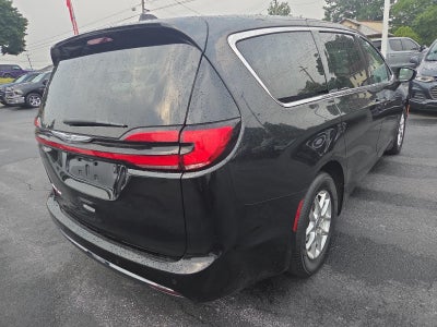 2023 Chrysler Pacifica Touring L FWD