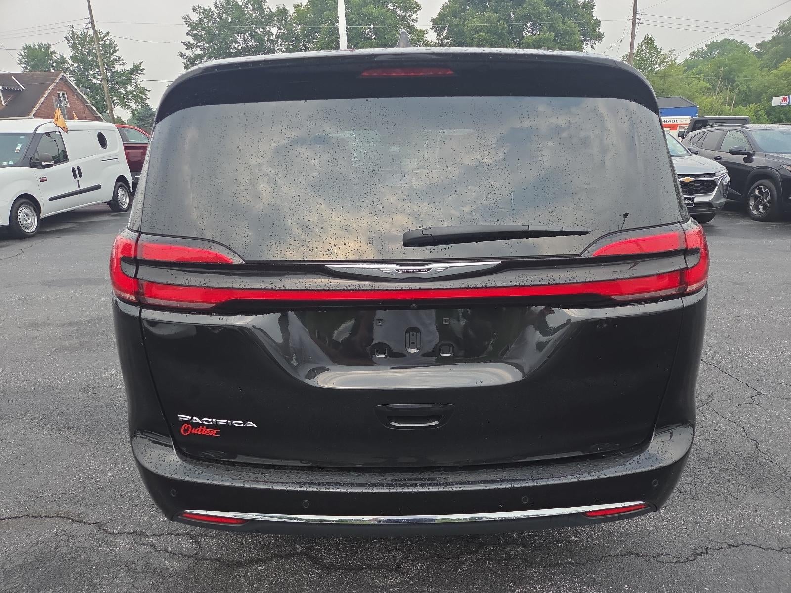 2023 Chrysler Pacifica Touring L FWD