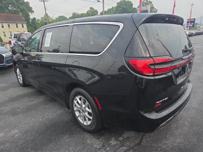 2023 Chrysler Pacifica Touring L FWD