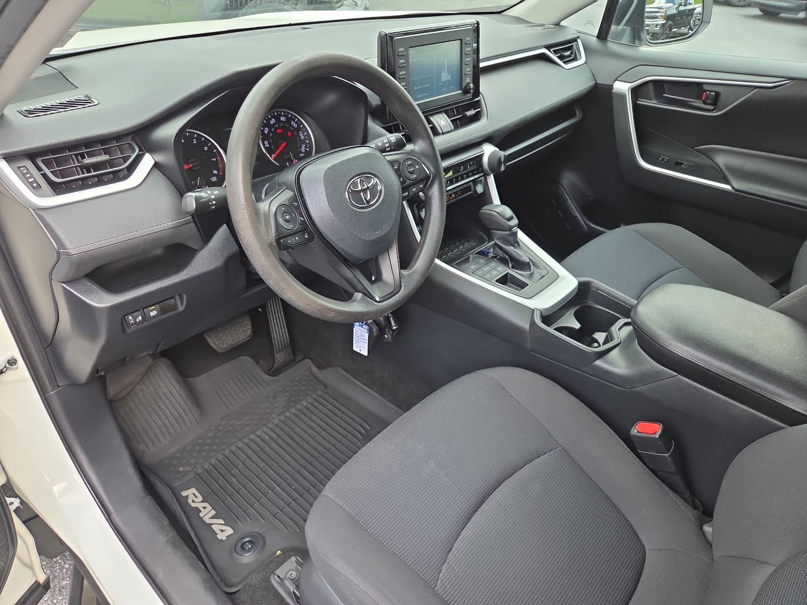 2019 Toyota RAV4 LE AWD (Natl)
