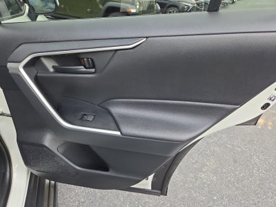 2019 Toyota RAV4 LE AWD (Natl)
