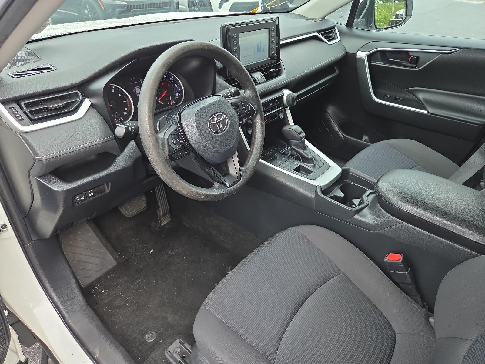 2019 Toyota RAV4 LE AWD (Natl)